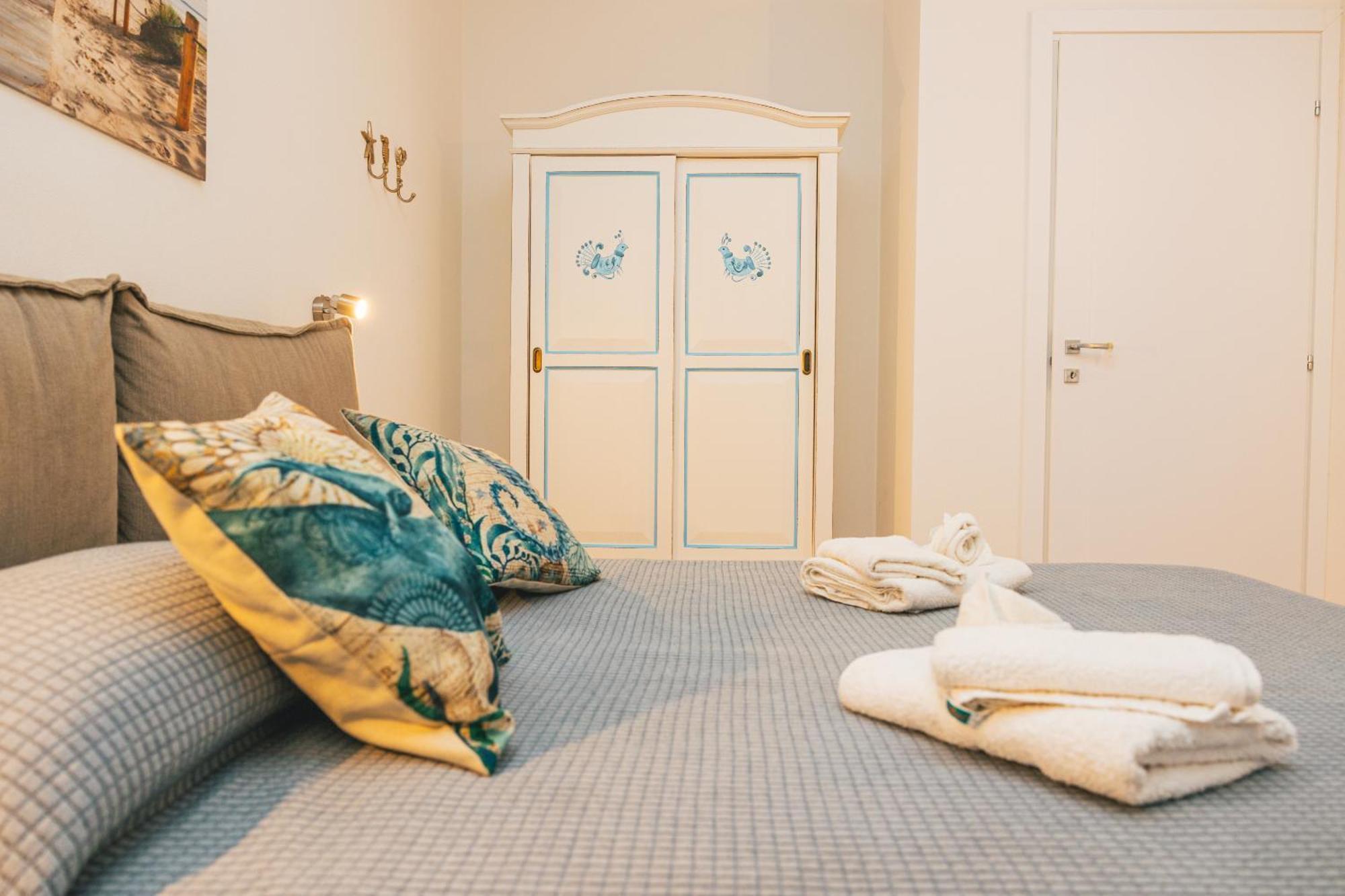Case Vacanze Il Sogno 2 Порто Пино Екстериор снимка